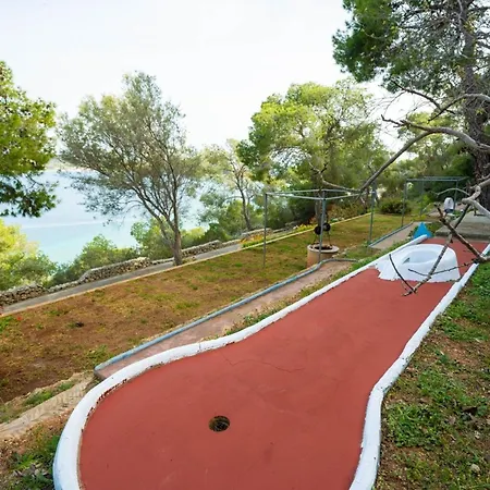 αeraki At Heraion Lagoon 別荘