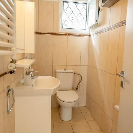 αeraki At Heraion Lagoon *