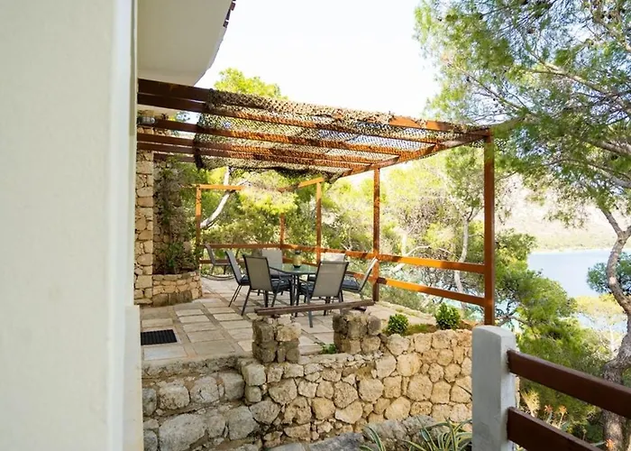 αeraki At Heraion Lagoon