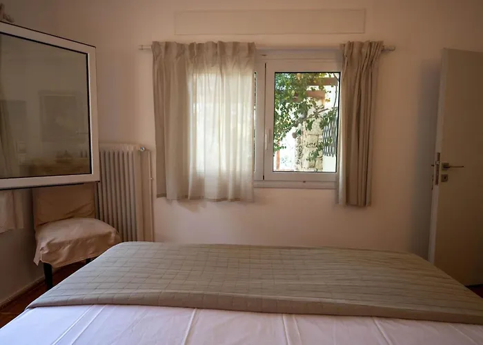 αeraki At Heraion Lagoon *