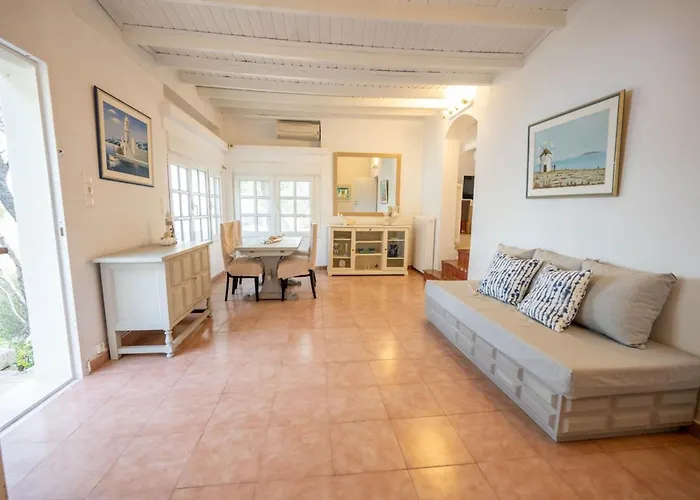 度假居 αeraki At Heraion Lagoon 路特奇